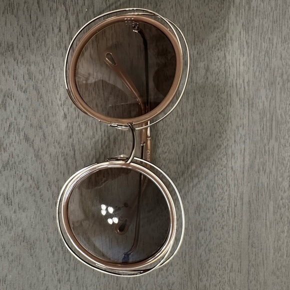 Chloe cream and Gold Sunglasses brand new with box - Picture 3 of 7